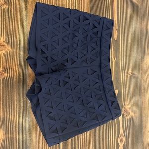 Lilly Pulitzer Triangle Shorts - Size 2